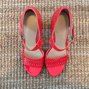 J Crew Vega Hot Pink perforated patent sandals 💞